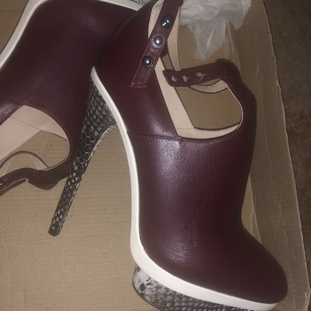 Top shop brand new